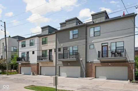 $474,900 | 1827 Livery Way, Indianapolis, IN 46202