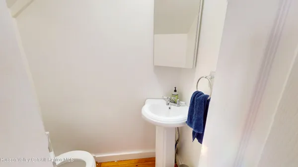 $2,500 | 34 Ely Street, Coxsackie, NY 12051