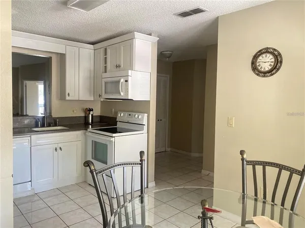 $1,700 | 3204 Sabal Palms Court, Unit B, Kissimmee, FL 34747
