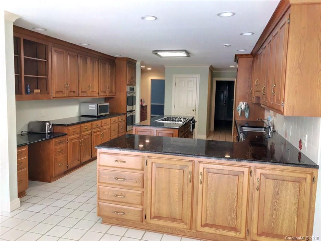 8 Old Farm Road Salisbury, NC 28147 - Photo 4 of 36
