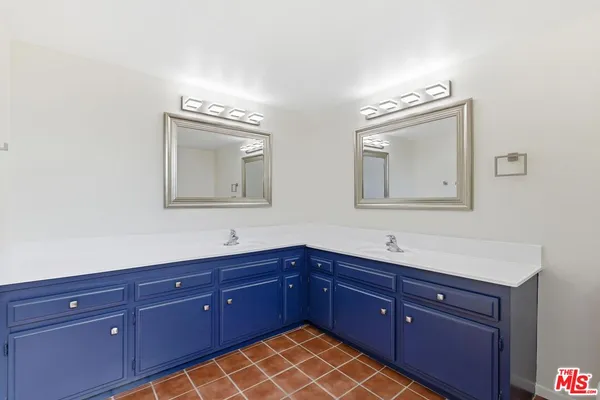 $1,695,000 | 7711 West 82nd Street, Playa del Rey, CA 90293