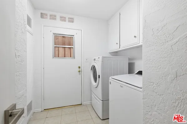 $1,695,000 | 7711 West 82nd Street, Playa del Rey, CA 90293