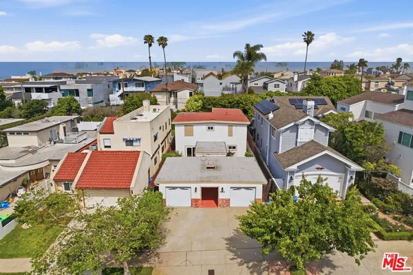 $1,695,000 | 7711 West 82nd Street, Playa del Rey, CA 90293