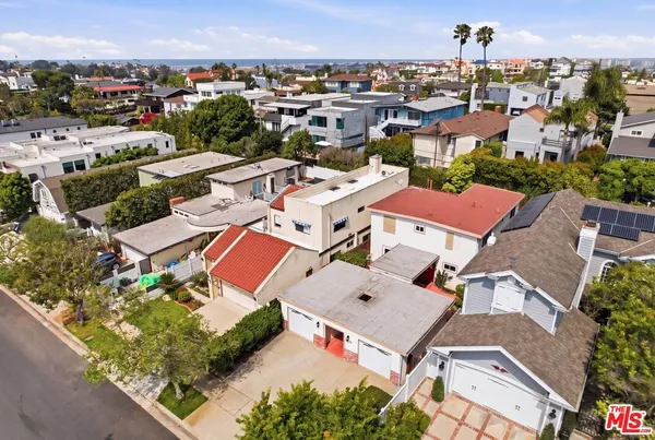 $1,695,000 | 7711 West 82nd Street, Playa del Rey, CA 90293
