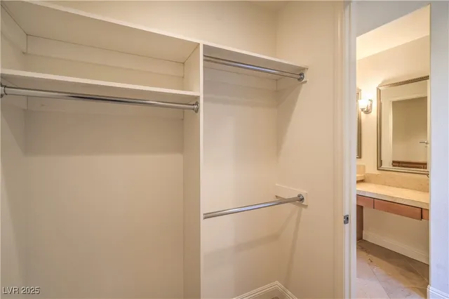 $460,000 | 15 Via Mantova, Unit 302, Henderson, NV 89011