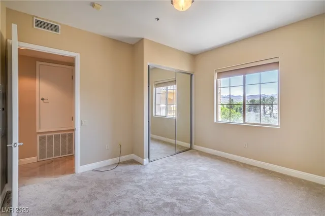 $460,000 | 15 Via Mantova, Unit 302, Henderson, NV 89011