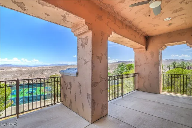 $460,000 | 15 Via Mantova, Unit 302, Henderson, NV 89011
