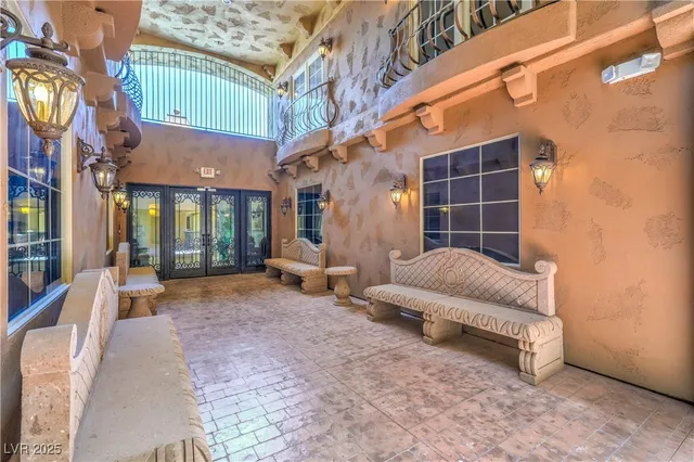 $460,000 | 15 Via Mantova, Unit 302, Henderson, NV 89011