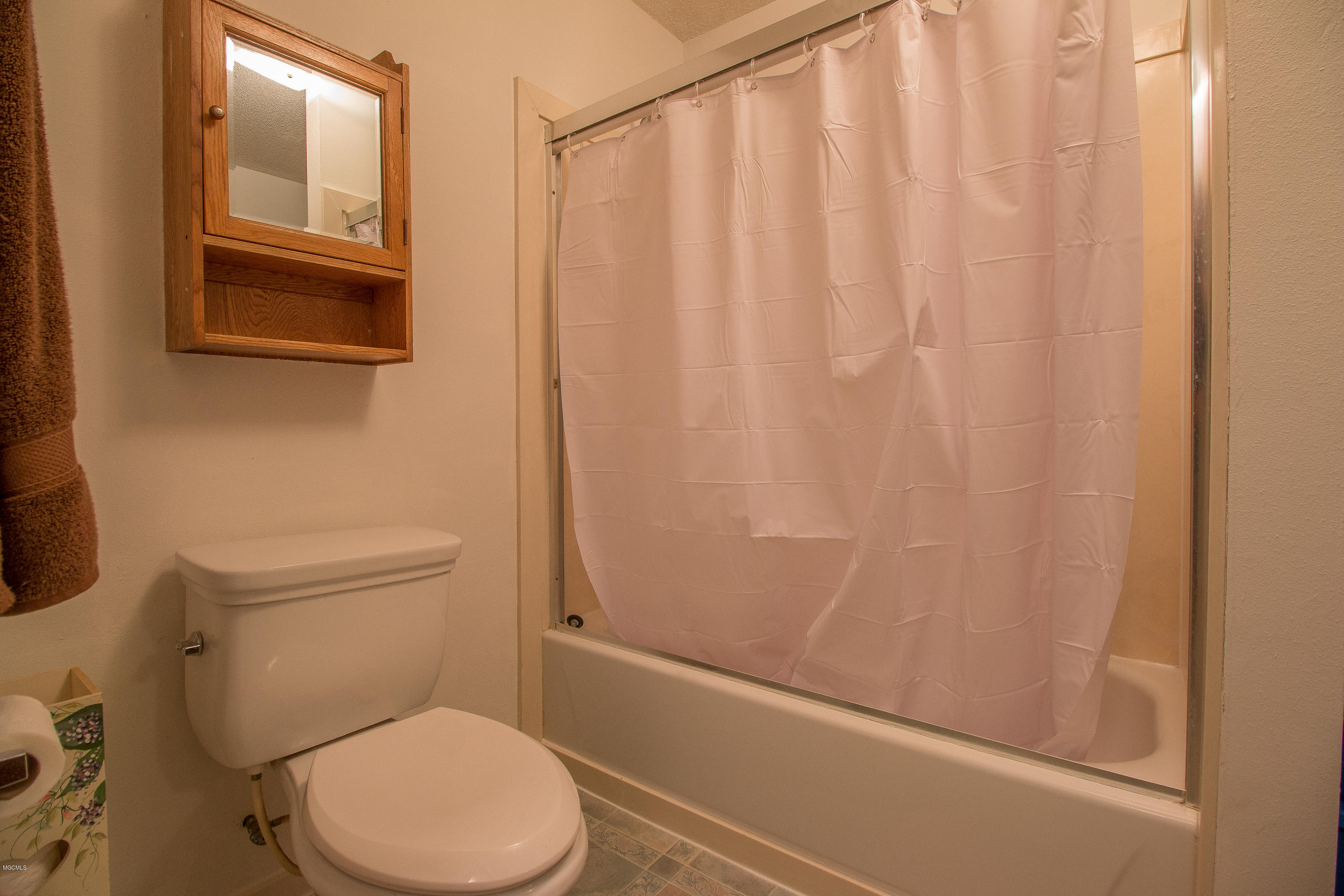 13181 Williams Road Gulfport, MS 39503 - Photo 10 of 17 13181 Williams Road-7