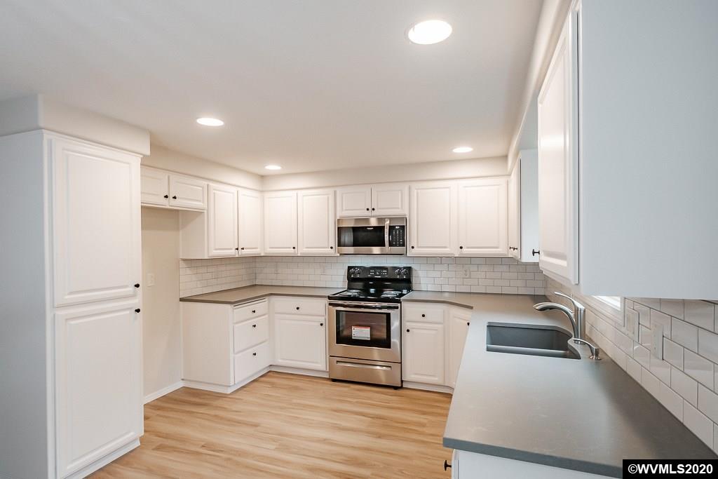 4510 Singlestrand Street Southeast Salem, OR 97302 - Photo 8 of 41