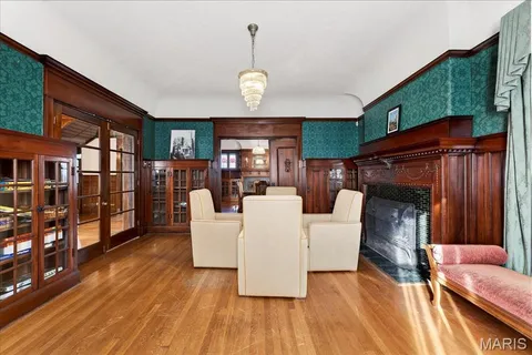 $599,900 | 5103 Waterman Boulevard, St. Louis, MO 63108