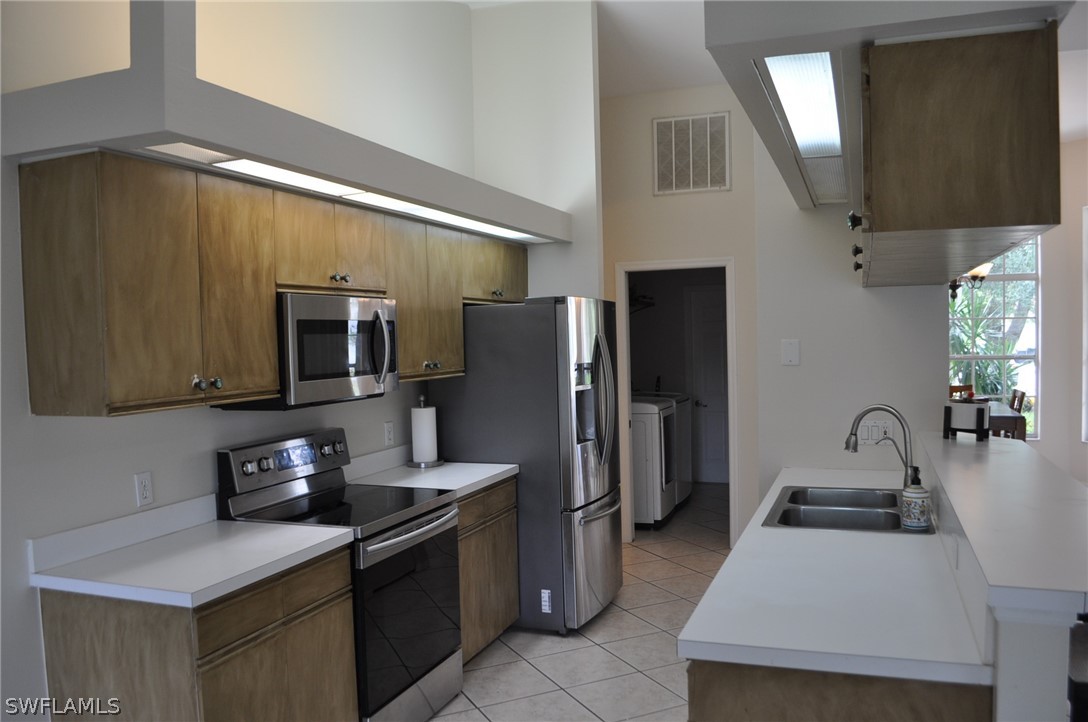 18438 Sunflower Road Fort Myers, FL 33967 - Photo 6 of 30 Gallery Image 6