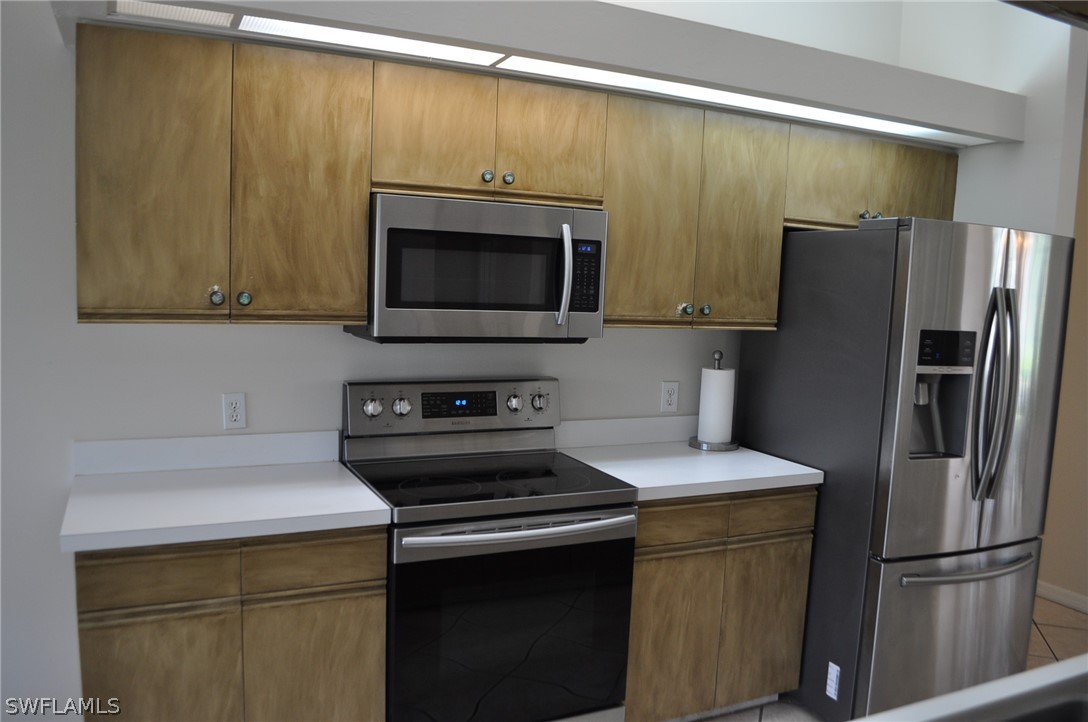 18438 Sunflower Road Fort Myers, FL 33967 - Photo 8 of 30 Gallery Image 8