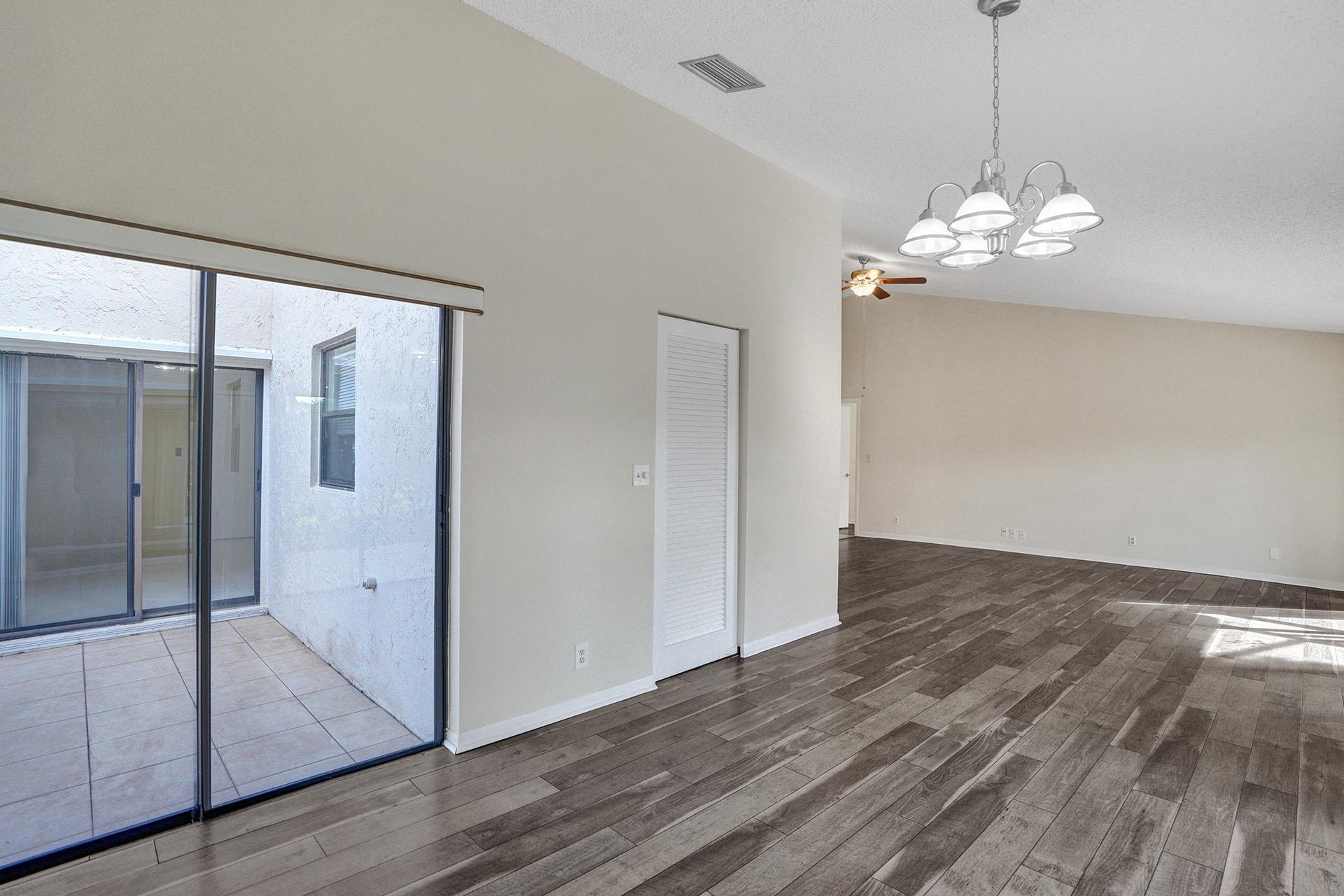 6498 Las Flores Drive Boca Raton, FL 33433 - Photo 19 of 49 DSC04006