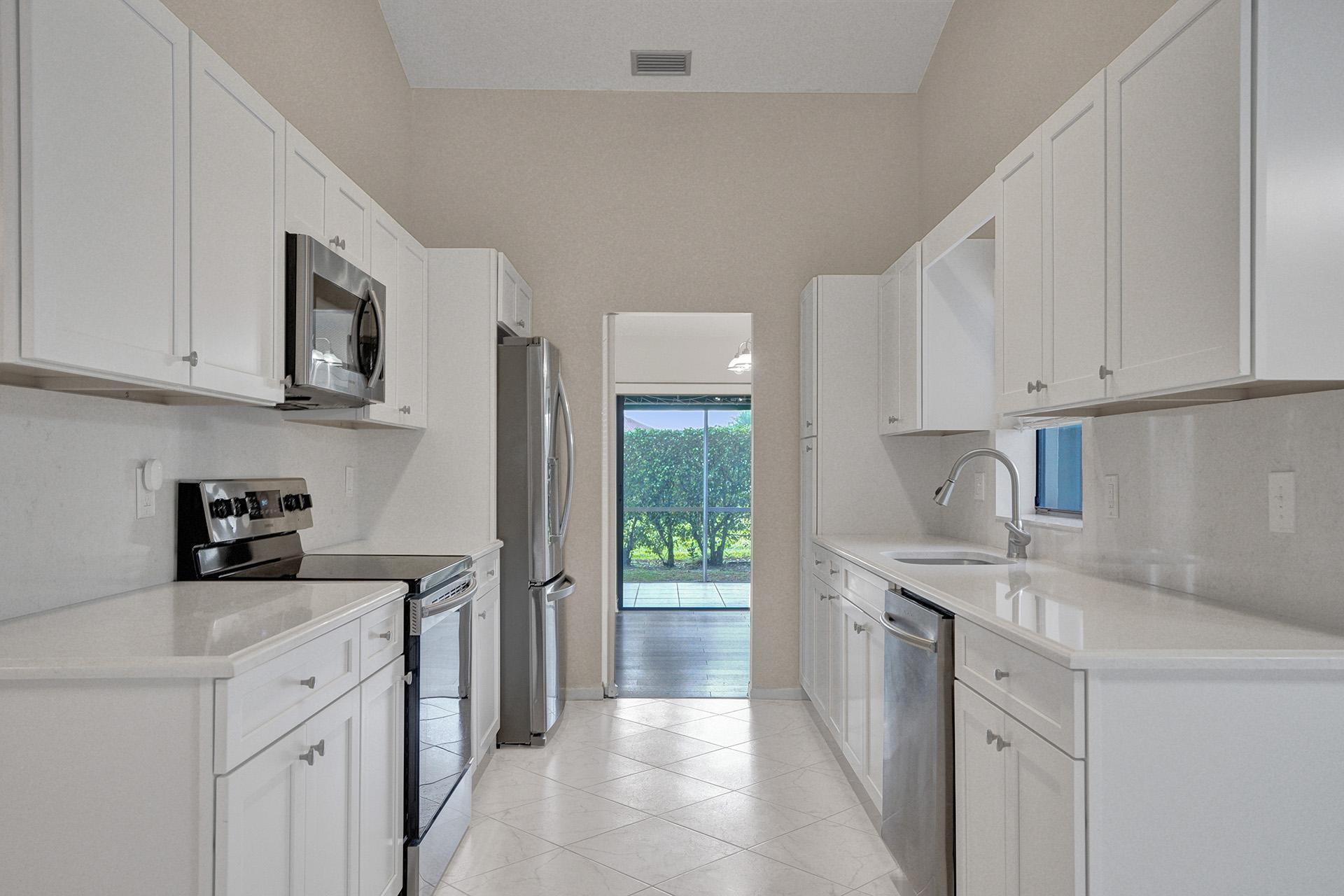 6498 Las Flores Drive Boca Raton, FL 33433 - Photo 28 of 49 DSC04048