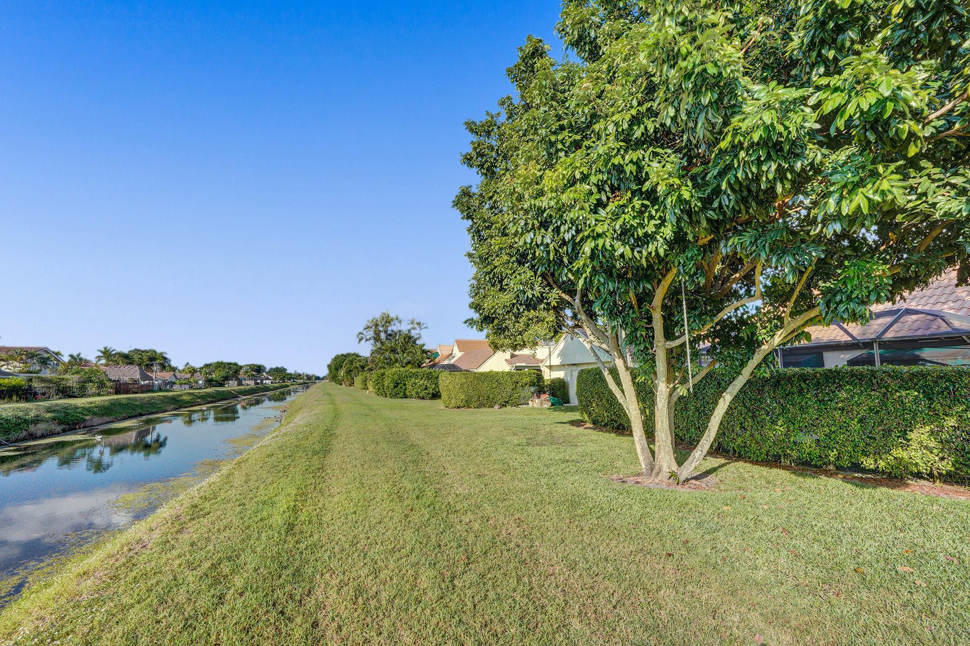 6498 Las Flores Drive Boca Raton, FL 33433 - Photo 3 of 49 DSC03964