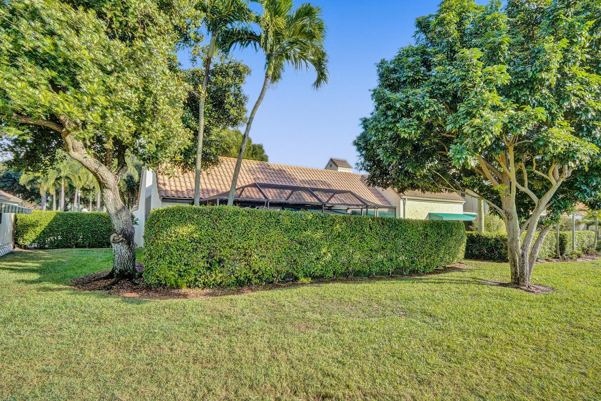 6498 Las Flores Drive Boca Raton, FL 33433 - Photo 4 of 49 DSC03967