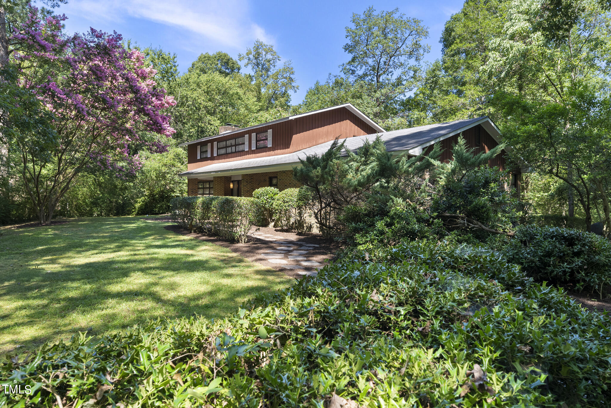 5321 Edington Lane Raleigh, NC 27604 - Photo 3 of 41 DSC07681