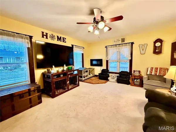 $289,900 | 312 West Milton Street, New Florence, MO 63363