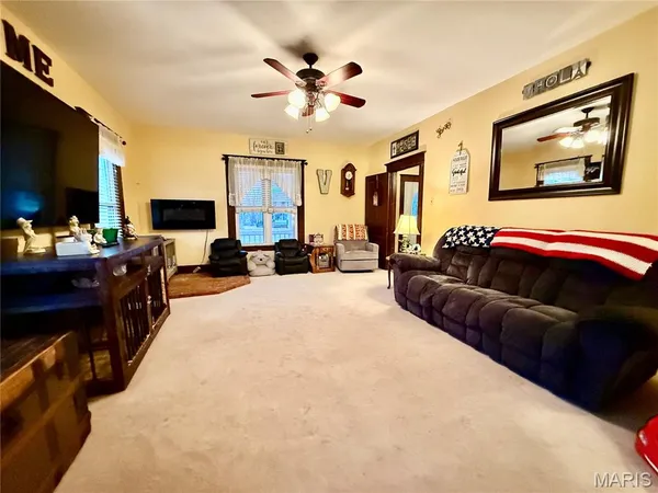 $289,900 | 312 West Milton Street, New Florence, MO 63363