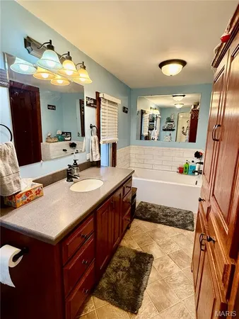 $289,900 | 312 West Milton Street, New Florence, MO 63363