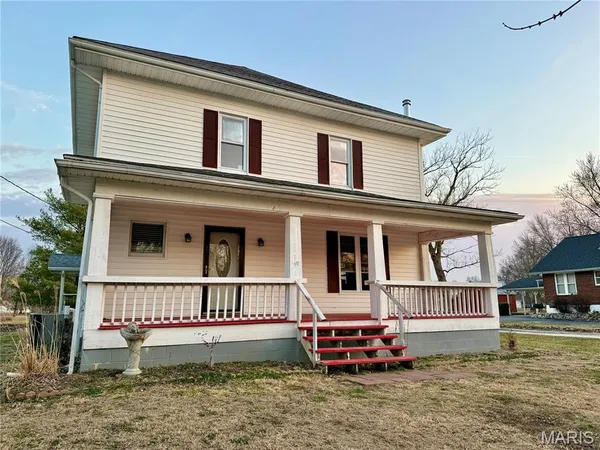 $289,900 | 312 West Milton Street, New Florence, MO 63363