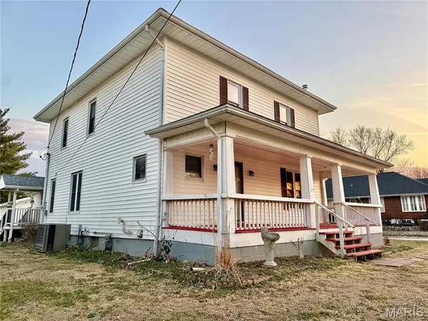 $289,900 | 312 West Milton Street, New Florence, MO 63363