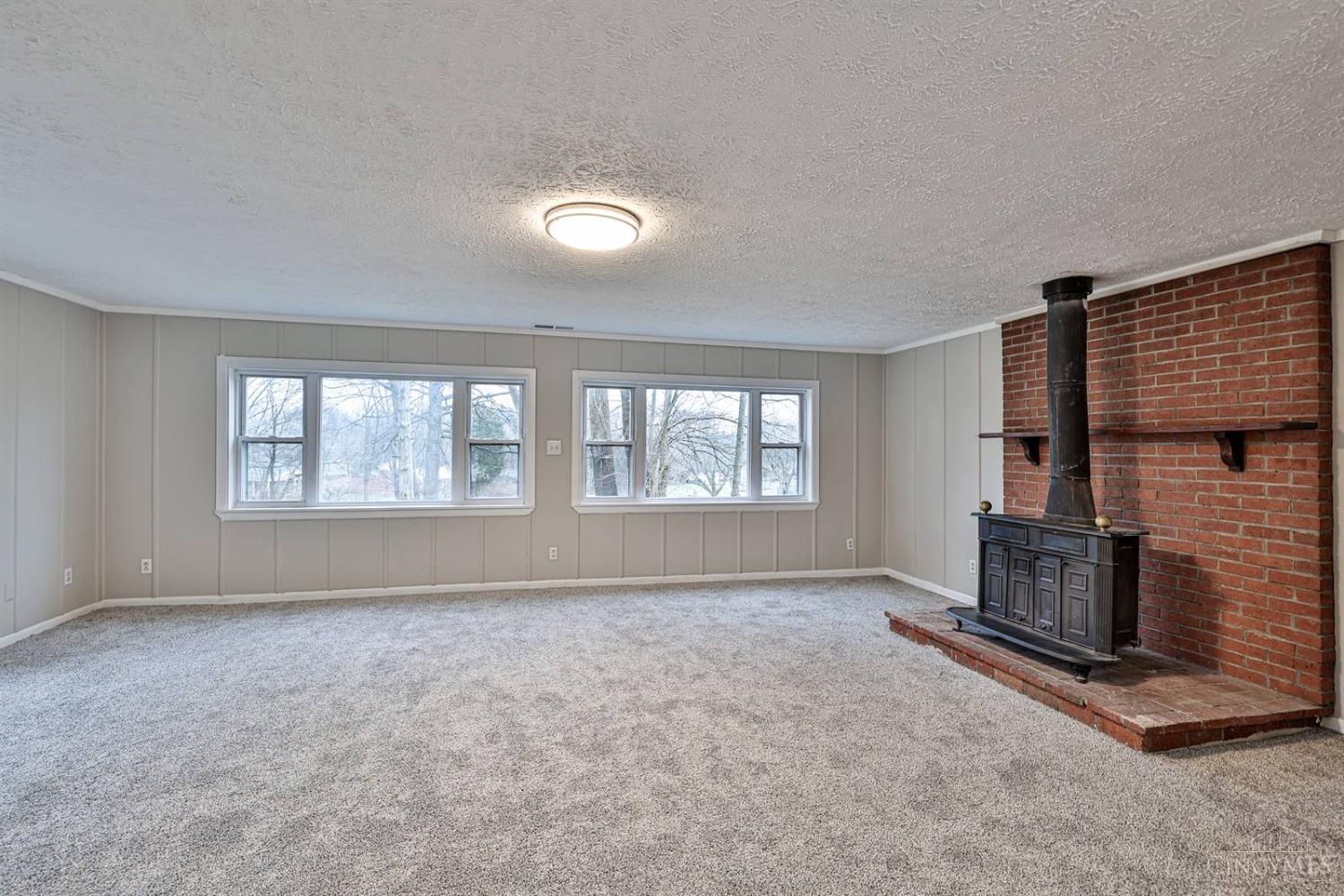 8798 Wuest Road Cincinnati, OH 45251 - Photo 9 of 41 Gallery Image 9
