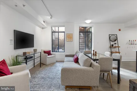 $615,000 | 2818 Connecticut Avenue Northwest, Unit 104, Washington, DC 20008