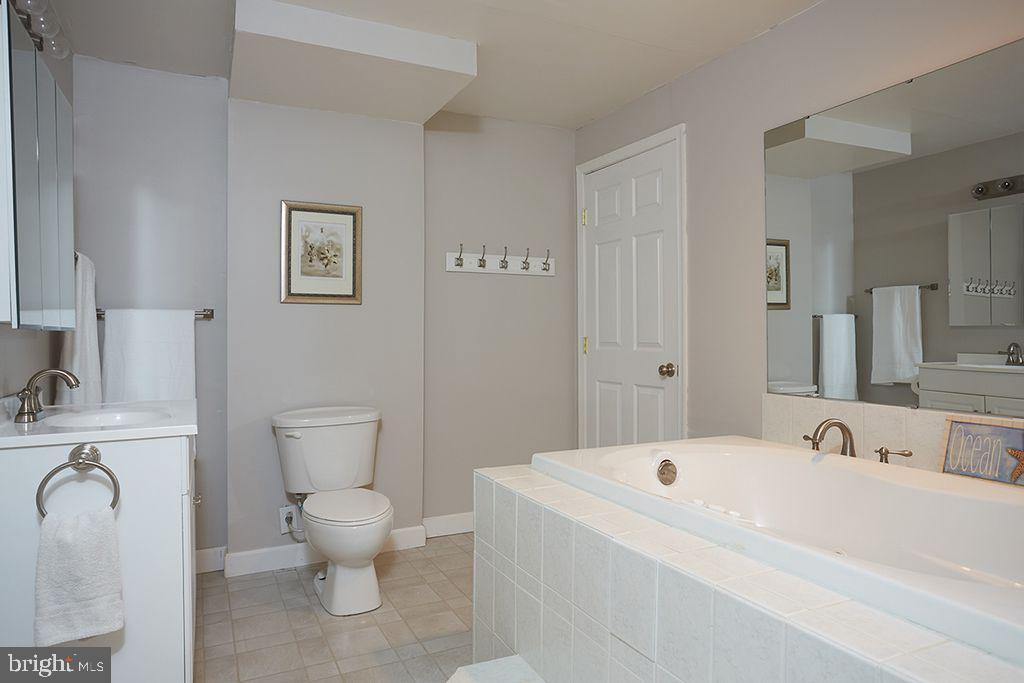 44162 Mossy Brook Square Ashburn, VA 20147 - Photo 20 of 24