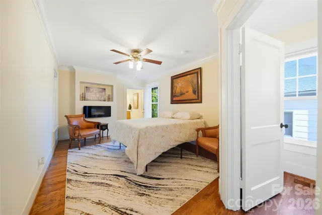 $345,000 | 609 2nd Street Northeast, Hickory, NC 28601