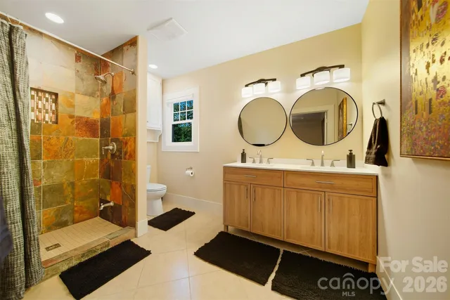 $345,000 | 609 2nd Street Northeast, Hickory, NC 28601