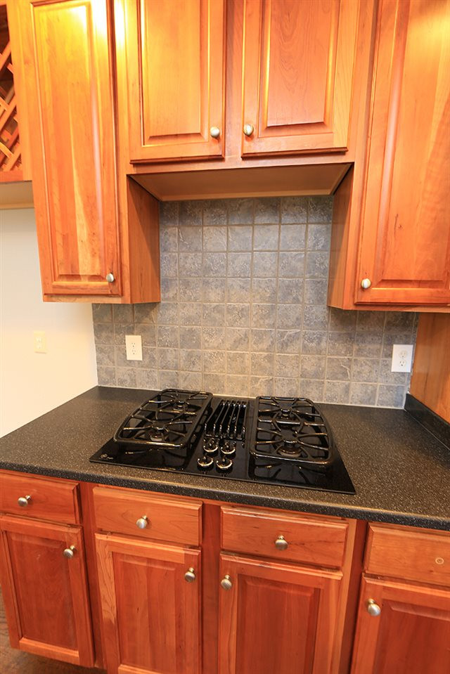 8600 Wapello Lane Raleigh, NC 27613 - Photo 11 of 27 Kitchen