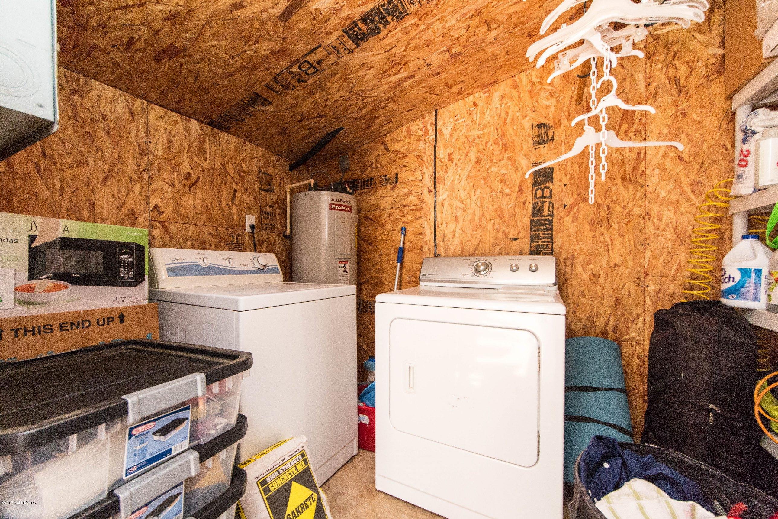 7204 Stonehurst Road North Jacksonville, FL 32277 - Photo 16 of 26 Laundry