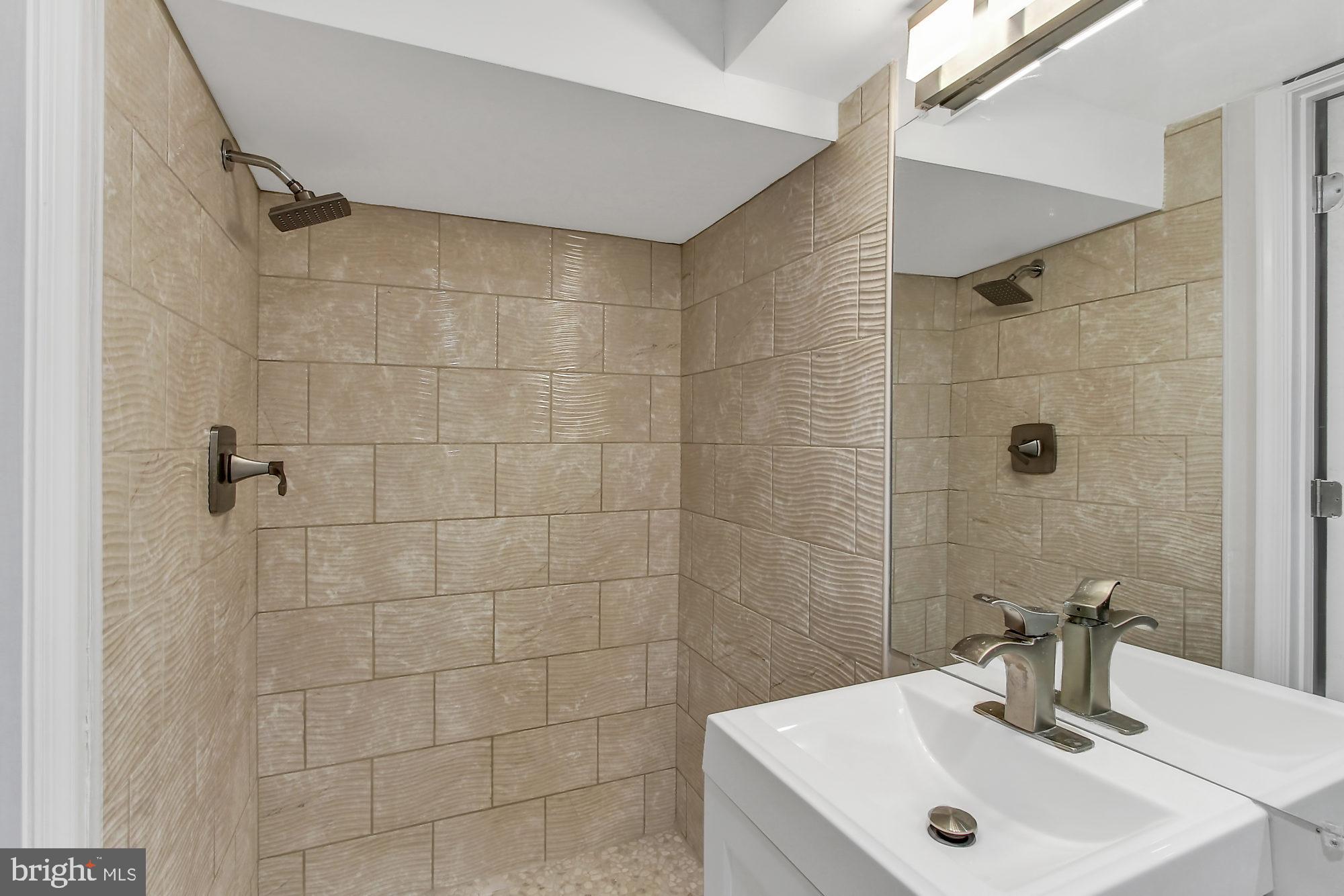 4213 Labyrinth Road Baltimore, MD 21215 - Photo 16 of 19 Basement Full Bathroom