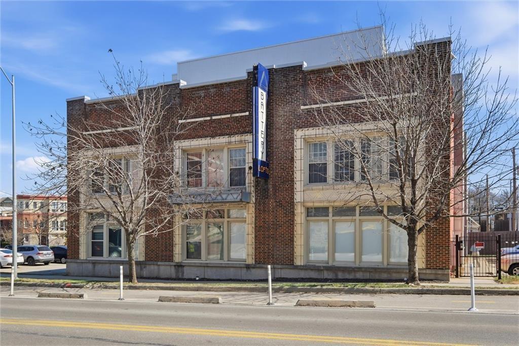 3001 Gillham Road, Unit 206 Kansas City, MO 64108 - Photo 3 of 45