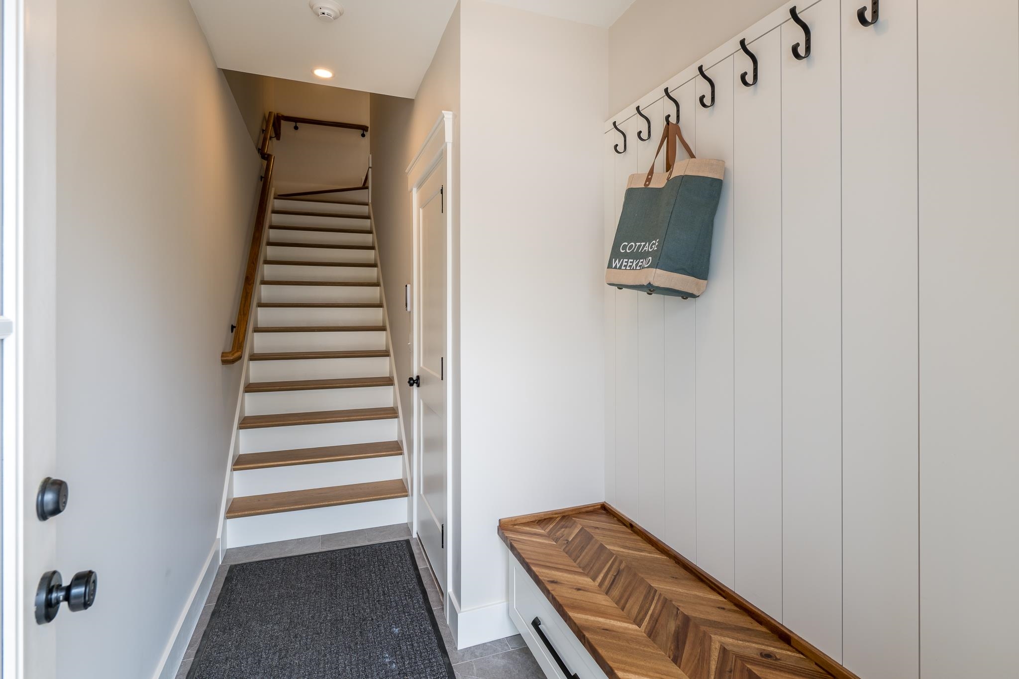 60 White Oaks Road, Unit 23 Laconia, NH 03246 - Photo 4 of 56