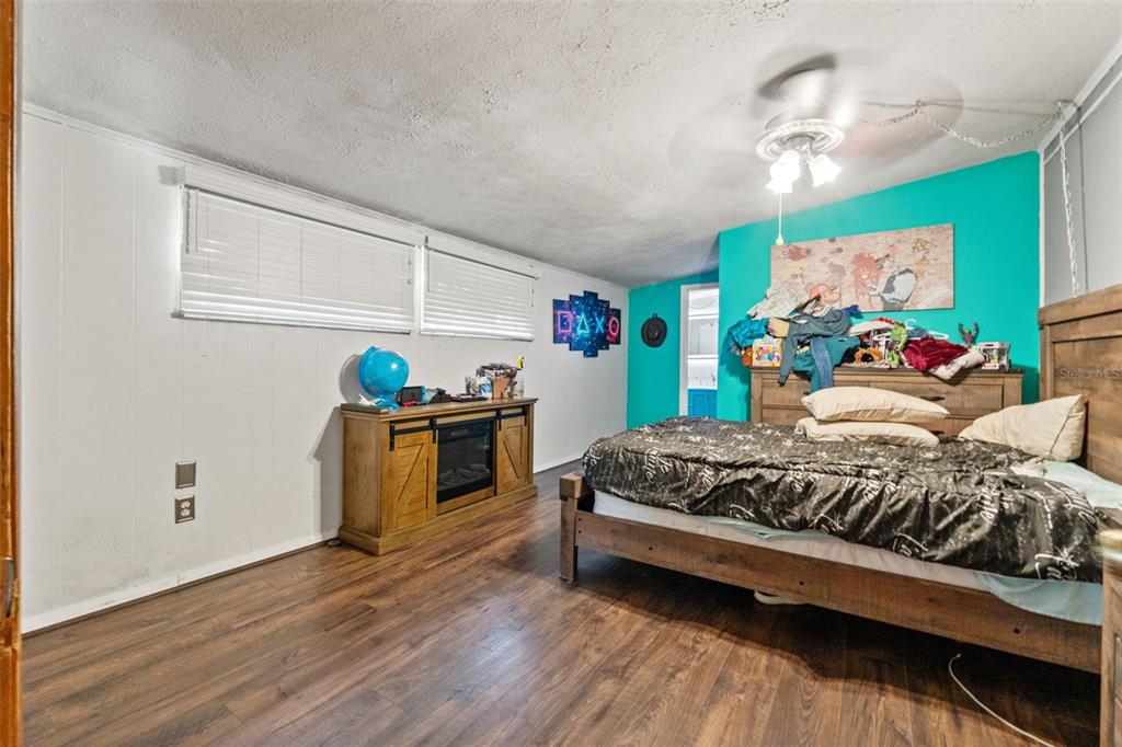 4877 Merlin Circle Dade City, FL 33523 - Photo 32 of 79