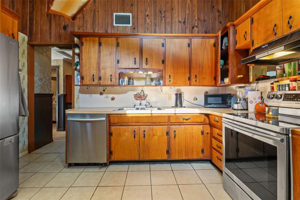 4877 Merlin Circle Dade City, FL 33523 - Photo 75 of 79