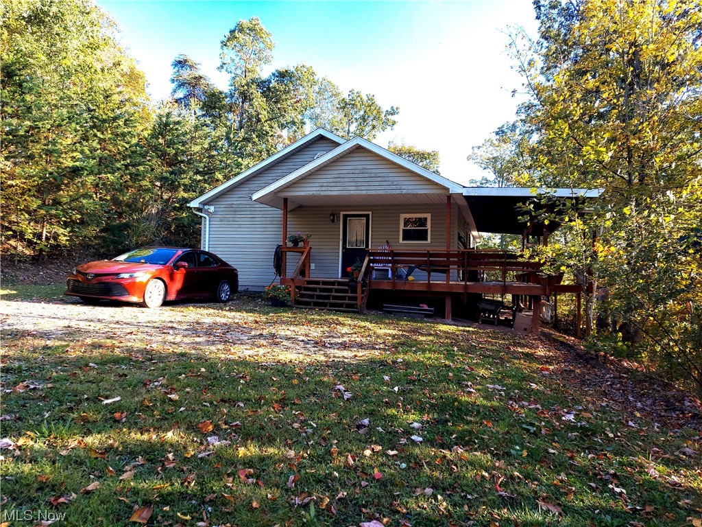 605 Morgan Ridge Road Walker, WV 26180 - Photo 2 of 20