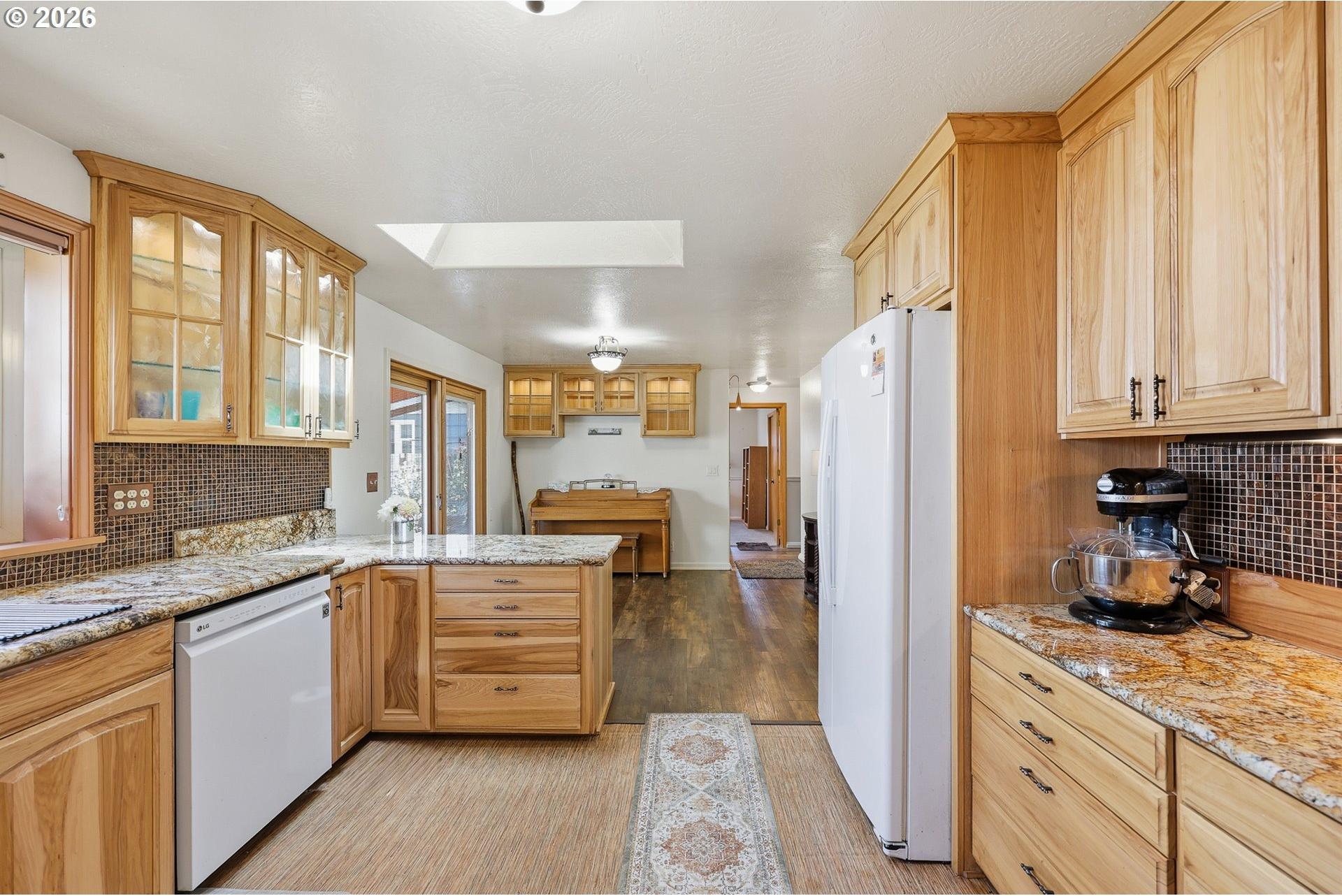 632 Nicholas Drive Springfield, OR 97477 - Photo 16 of 40 Gallery Image 16