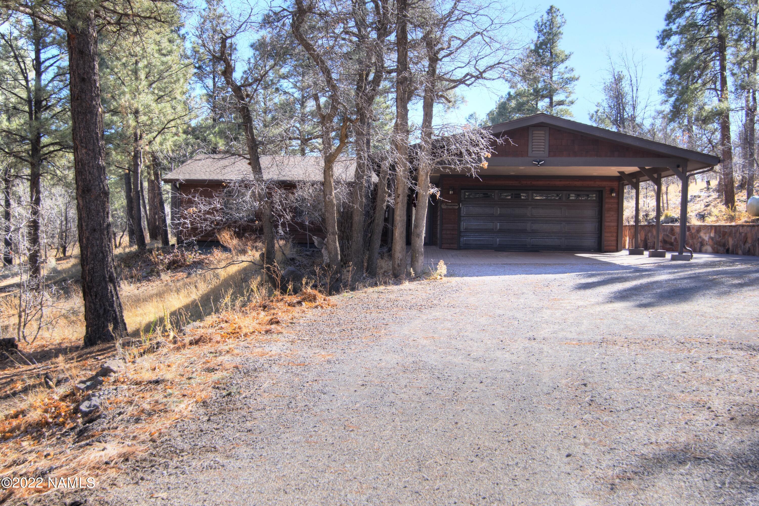 5400 Lindsey Road Flagstaff, AZ 86004 - Photo 1 of 34 Front