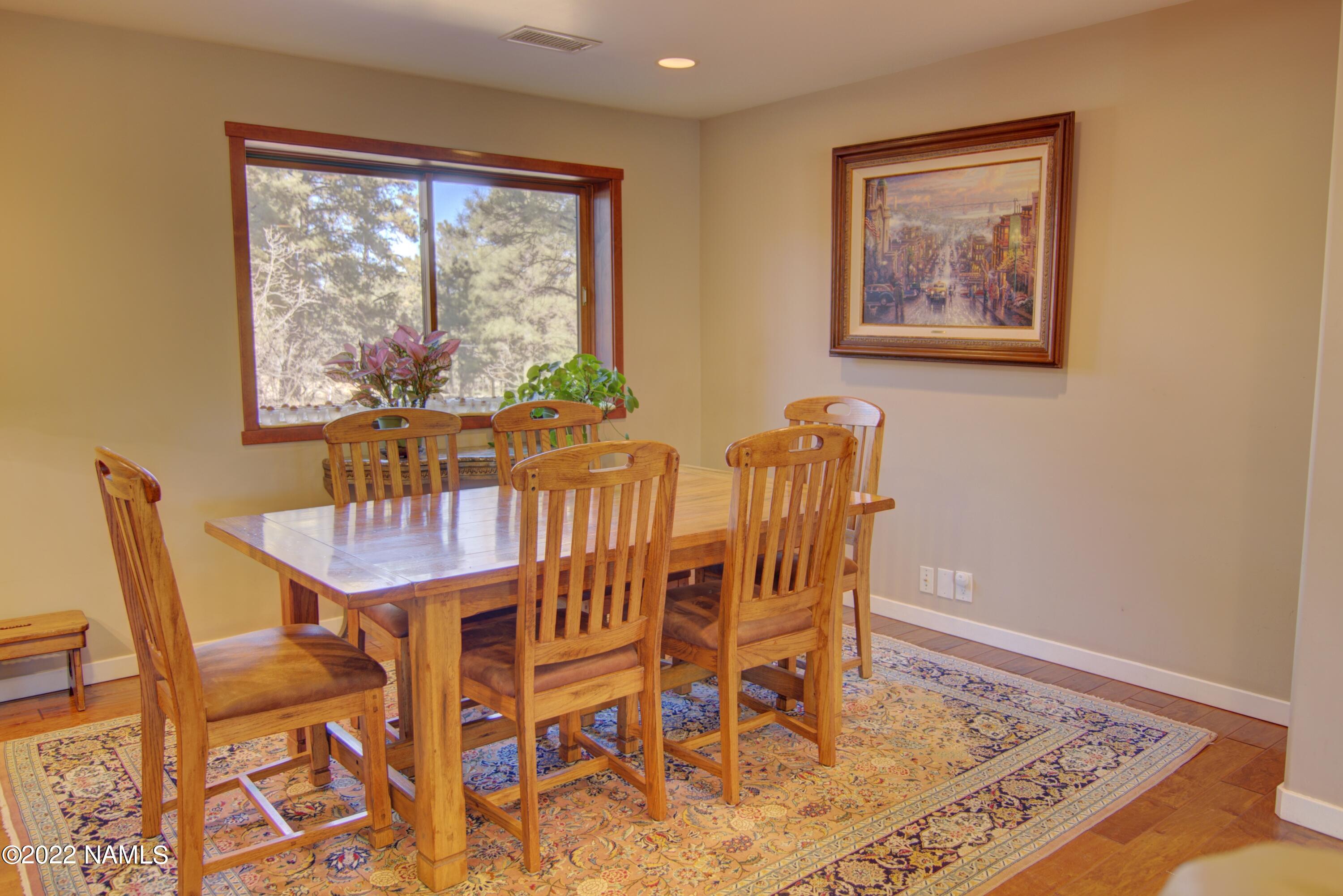 5400 Lindsey Road Flagstaff, AZ 86004 - Photo 11 of 34 Dining Room