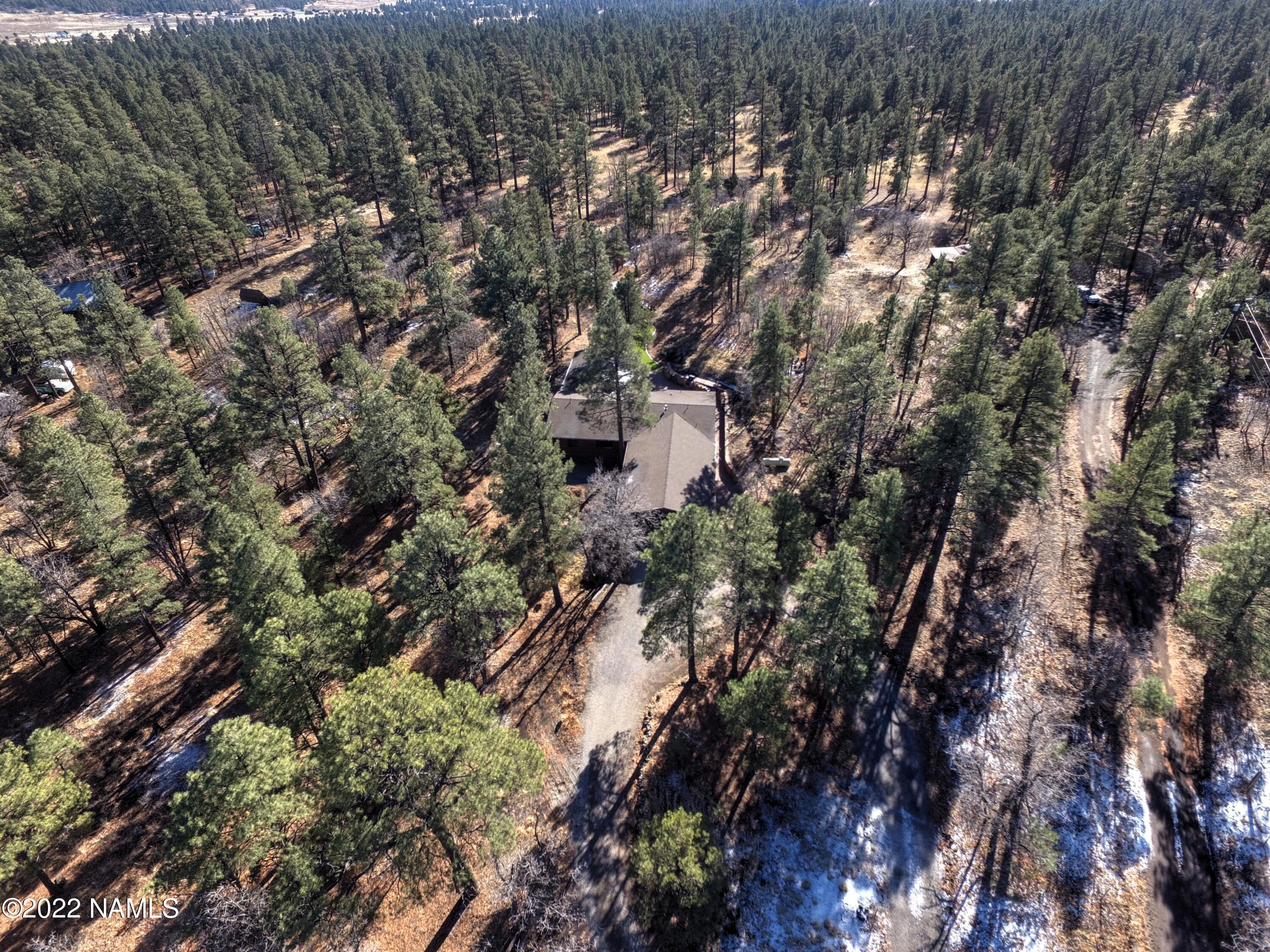 5400 Lindsey Road Flagstaff, AZ 86004 - Photo 31 of 34 Drone 1 Front