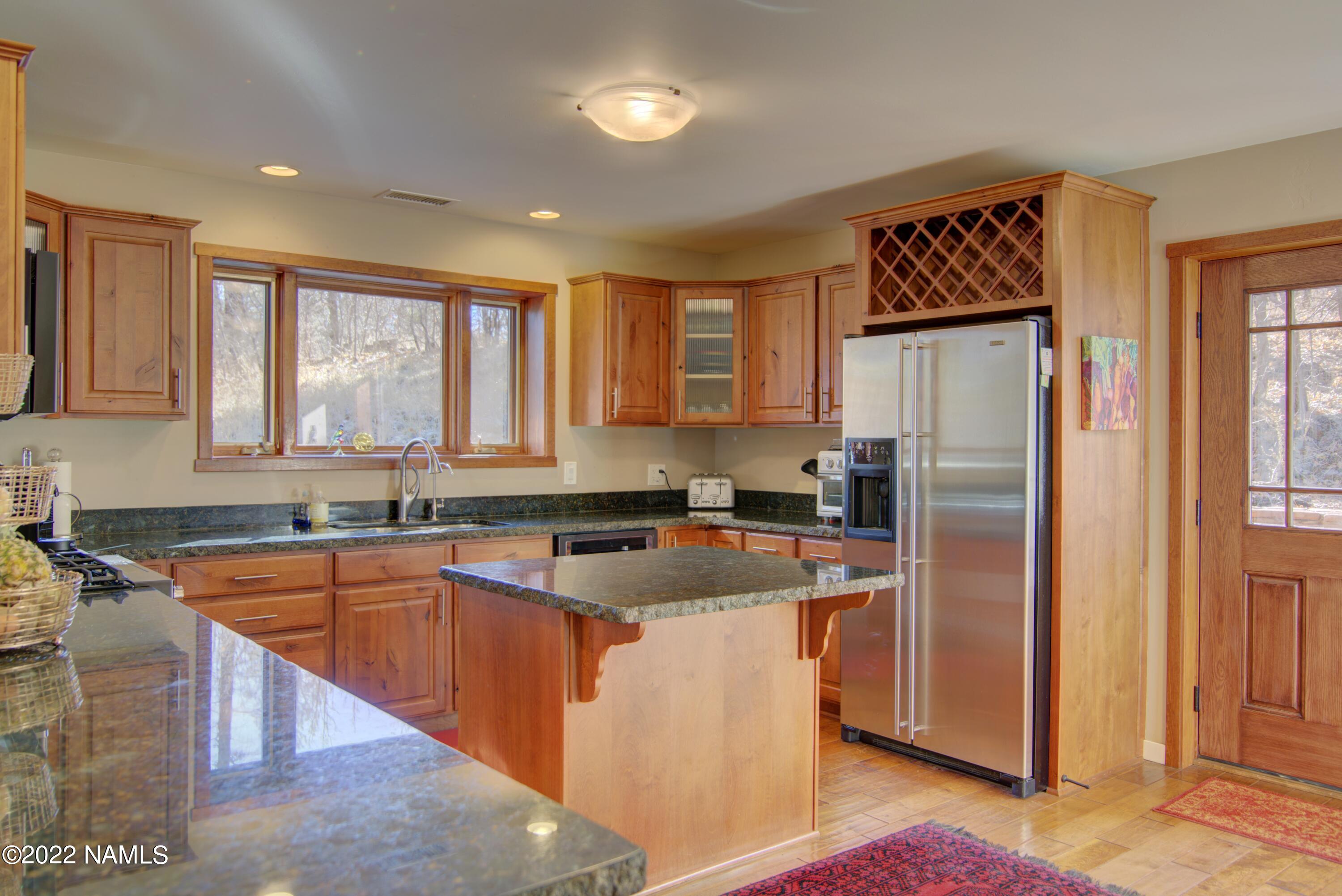 5400 Lindsey Road Flagstaff, AZ 86004 - Photo 6 of 34 Kitchen