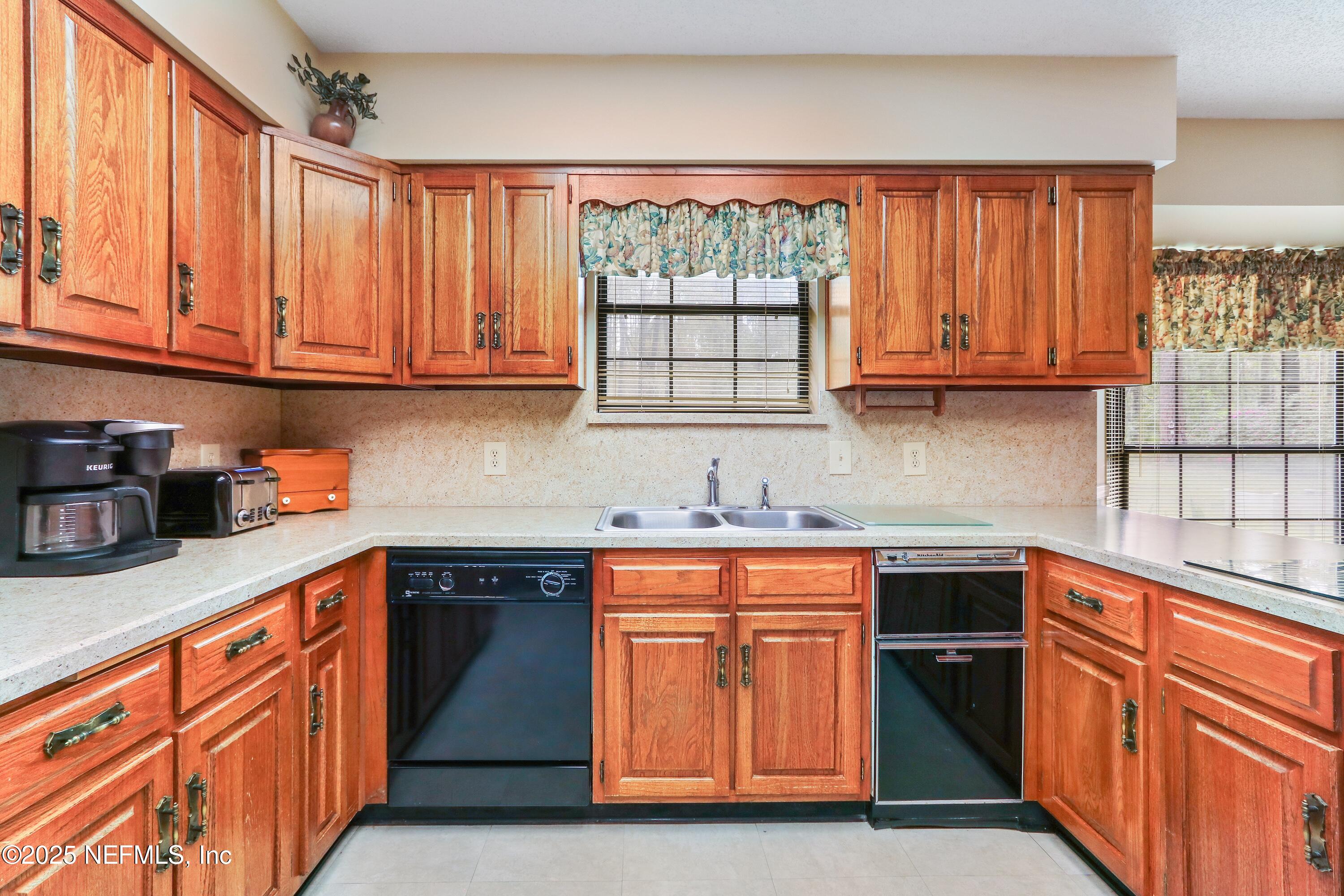 8810 Denny Road Jacksonville, FL 32220 - Photo 13 of 31 019_8810-Denny-Road-Jacksonville-FL-USA