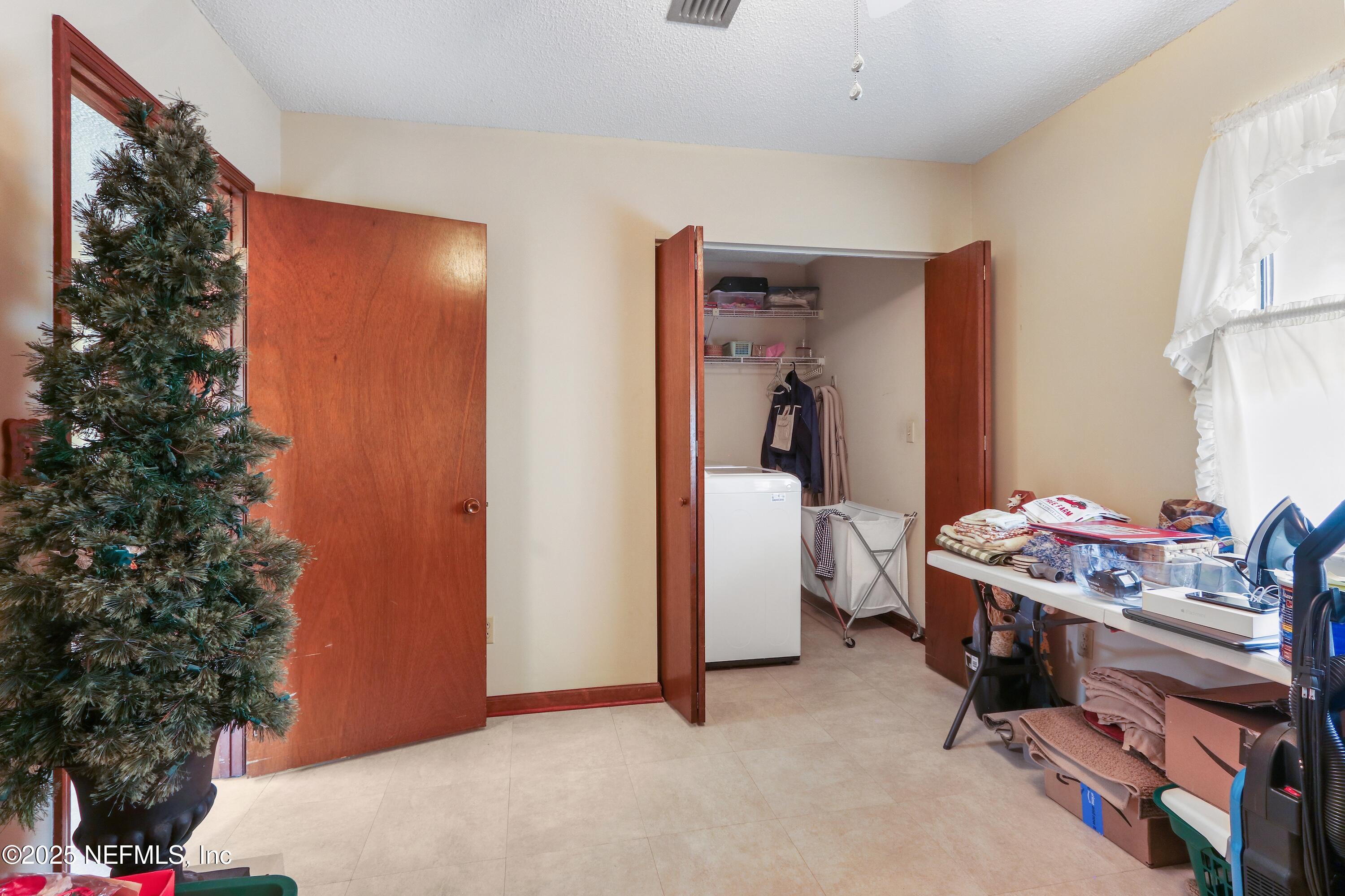 8810 Denny Road Jacksonville, FL 32220 - Photo 17 of 31 023_8810-Denny-Road-Jacksonville-FL-USA