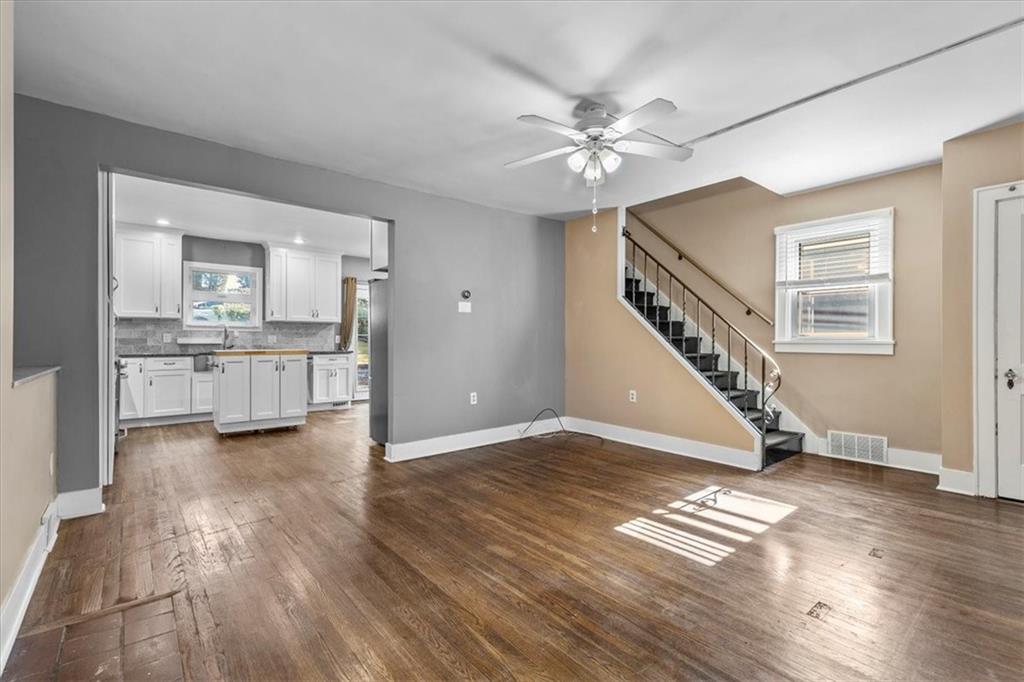 6449 Landview Road Pittsburgh, PA 15217 - Photo 6 of 36 Gallery Image 6
