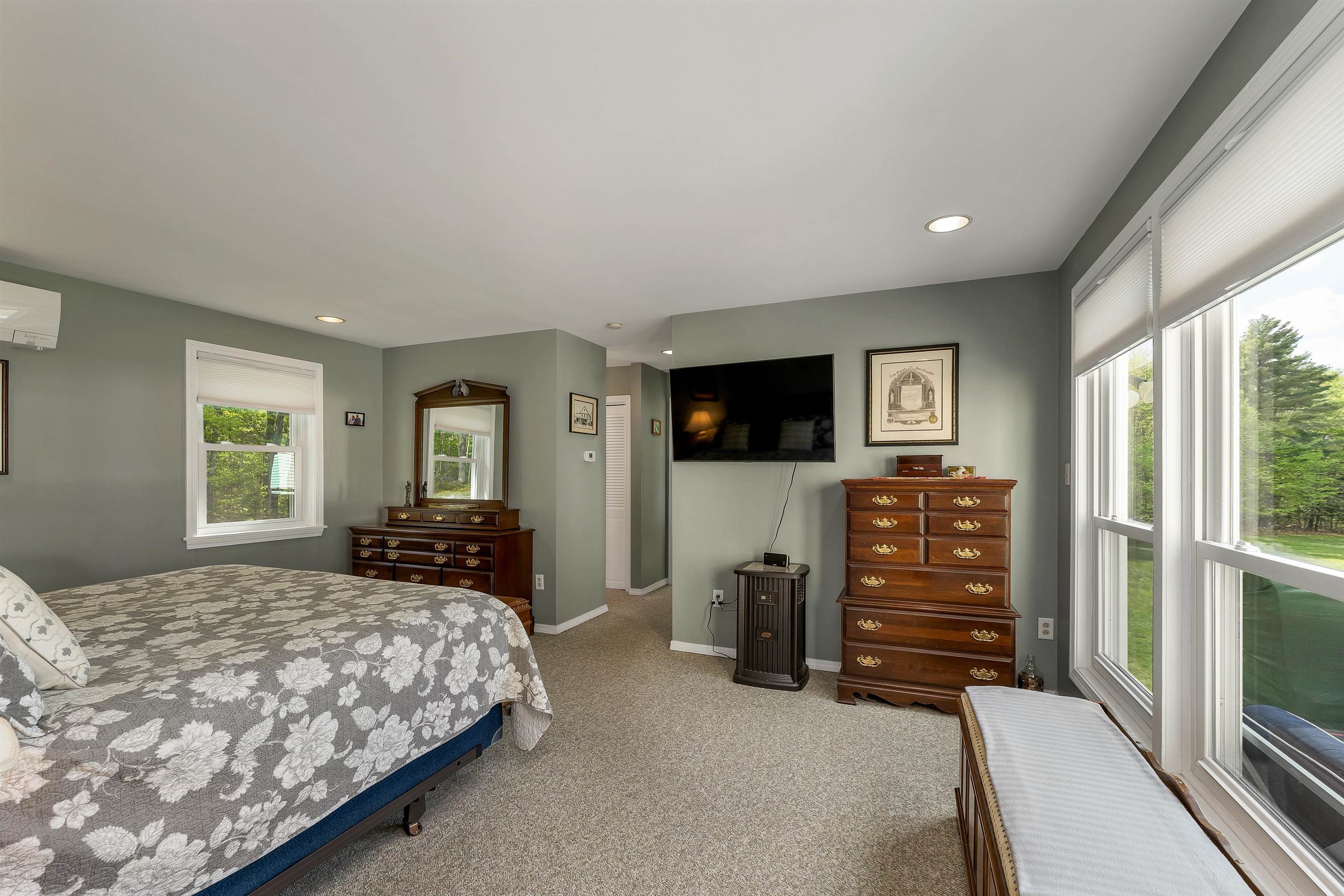 65 Effingham Road Ossipee, NH 03864 - Photo 27 of 60