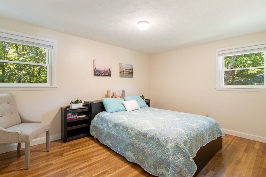 34 West Vanston Road Stoughton, MA 02072 - Photo 12 of 22